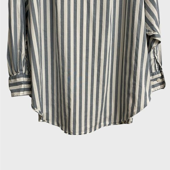 Ava & Viv Striped Button Up Shirt Women's Size 1X Grey White Collared Pocket - Picture 12 of 16